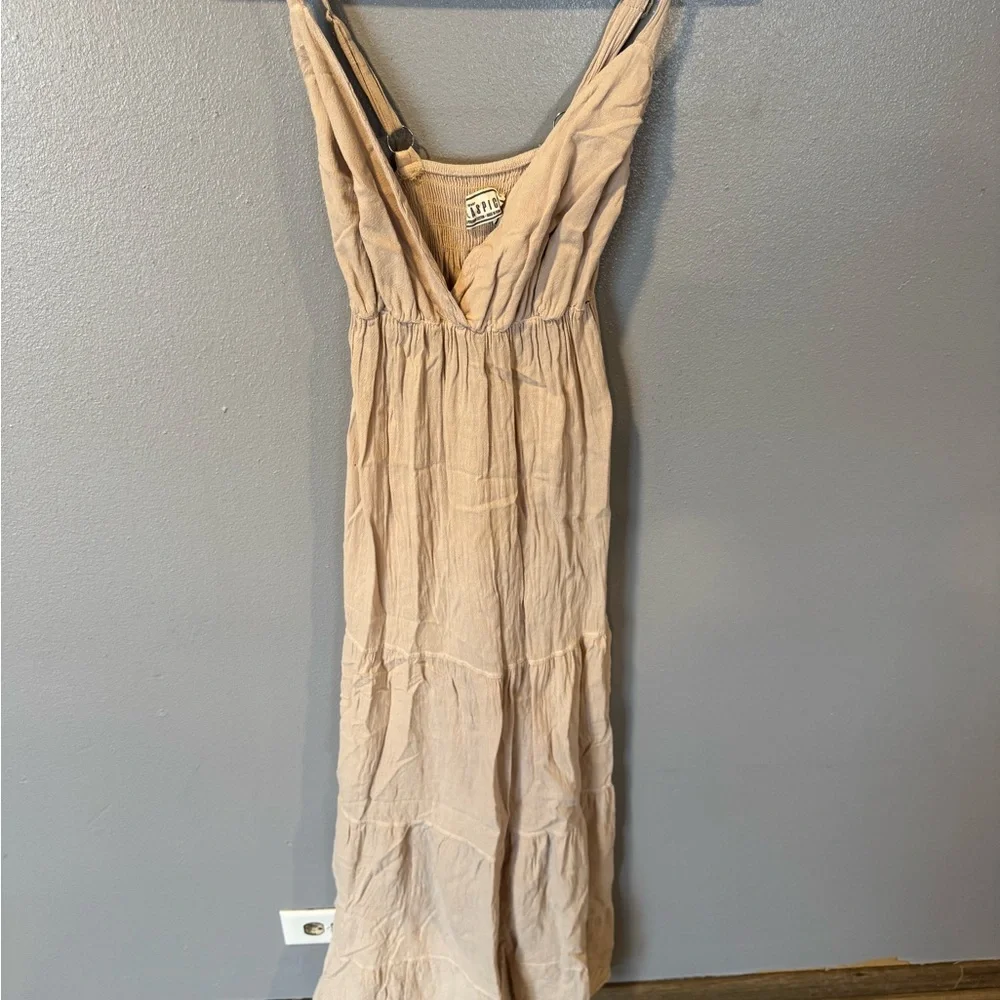Seaspice Beige Maxi Dress - Picture 3 of 5